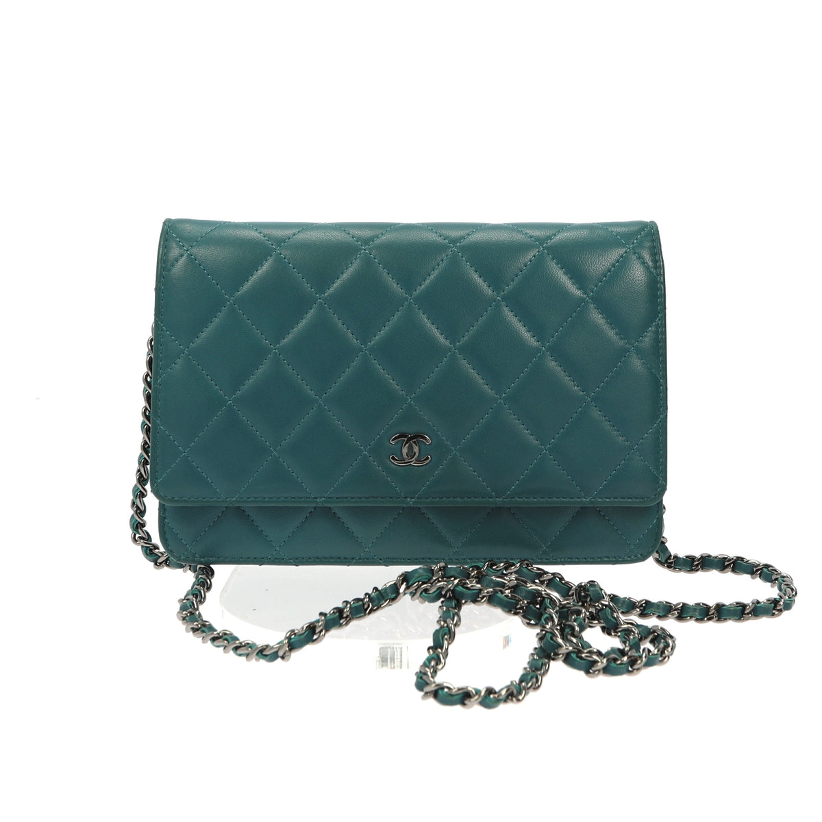 Chanel Wallet on Chain (WOC) - Luxe Du Jour