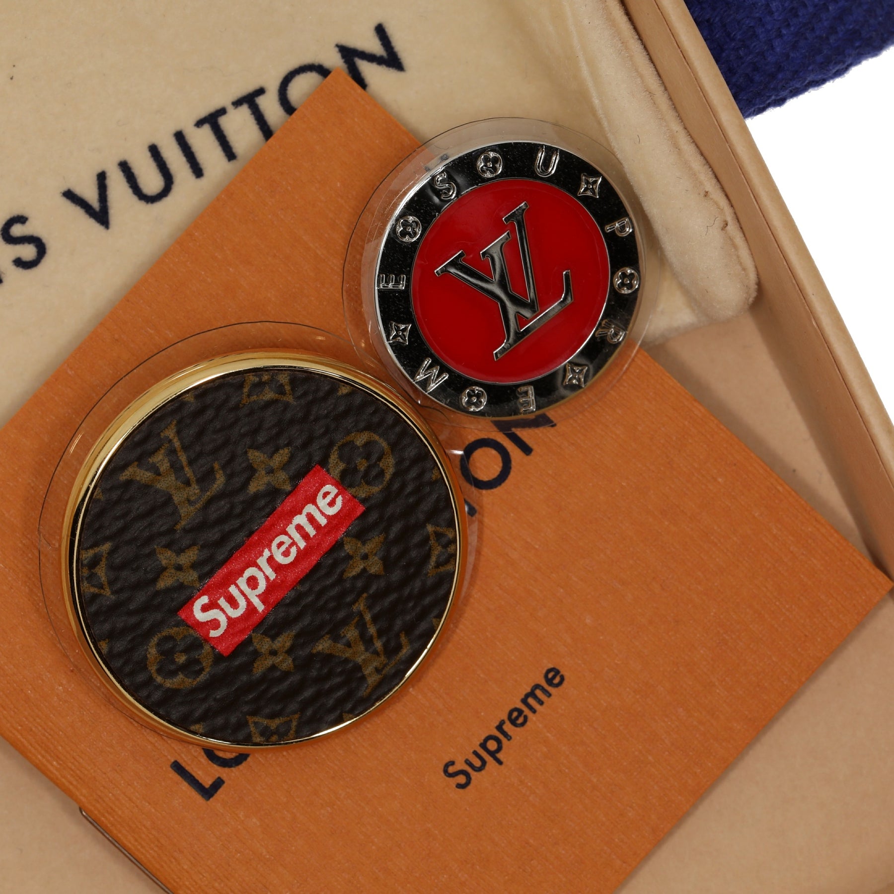 Louis Vuitton X Supreme Brooch in Multicolor Steel – Fancy Lux