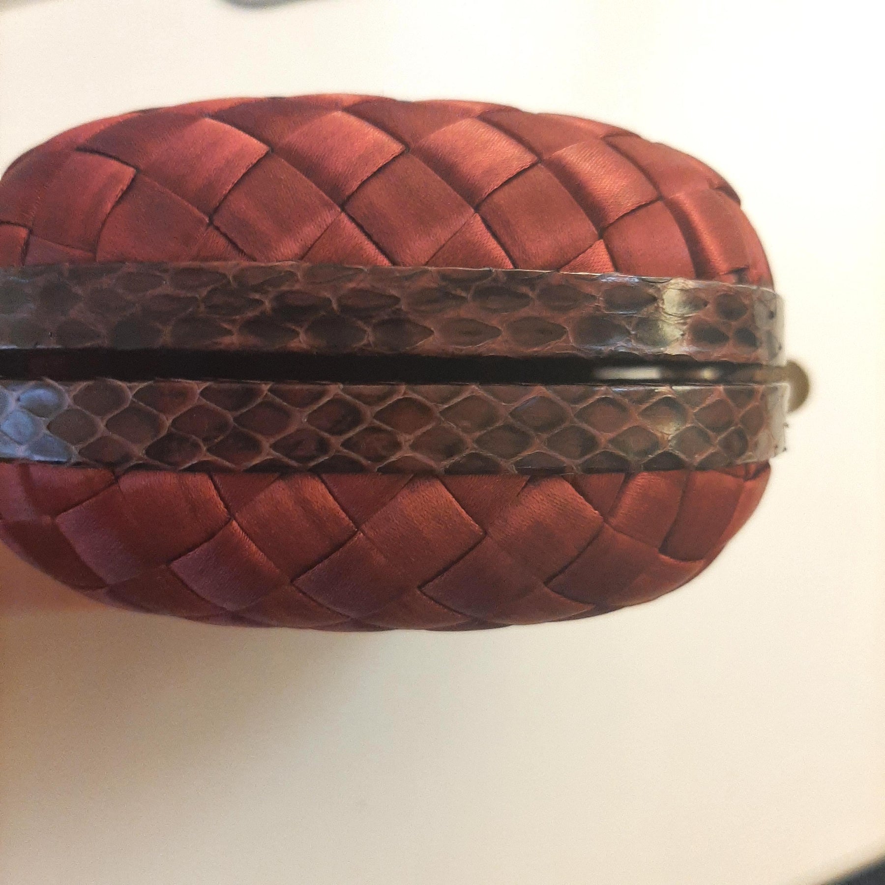 Bottega Veneta - Authenticated Pochette Knot Clutch Bag - Leather Brown Plain for Women, Very Good Condition